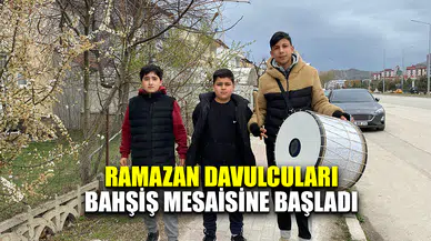 Afyon’da Ramazan davulcuları bahşiş mesaisine başladı