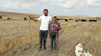Afyonlu Genç Çobanın Yaşam Felsefesi Dikkat Çekti: “Para Pulla İşimiz Yok”
