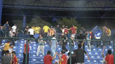 Kayserispor taraftarları tribün koltuklarını kırdı! Stadyumda zarar oluştu