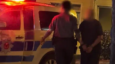 Ünlü İş Adamı, Otel Odasında İki Küçük Çocukla Yakalandı!