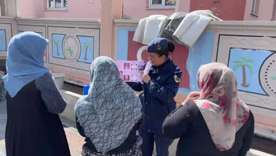 İscehisar’da jandarmadan kadına şiddete karşı farkındalık çalışması