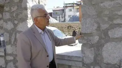 Şuhut Atatürk Parkı’ndaki taş duvarın arkasından tarihi koruma kararı çıktı
