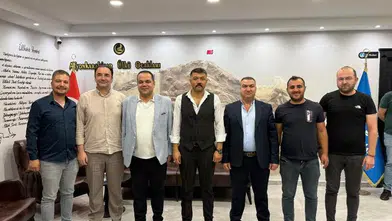 Artuk’tan Ülkü Ocakları’na ziyaret! Görüşmede gençlerin geleceği konuşuldu