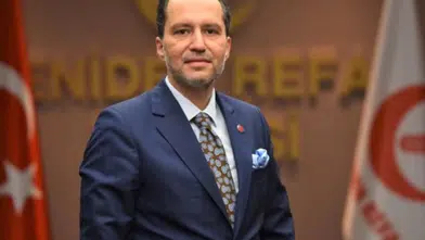 Fatih Erbakan kendi kızlarından örnek vererek ideal evlilik yaşını açıkladı
