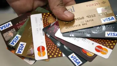 BDDK kredi kartı kararı: Kredi kartı asgari ödeme tutarı ne kadar oldu, cep telefonuna kaç taksit yapılabilecek?