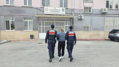 19 yıl cezası vardı, jandarmadan kaçamadı! İhsaniye’de siber dolandırıcıya darbe!
