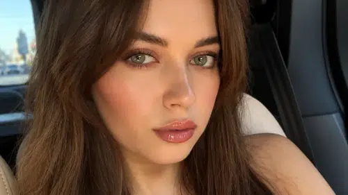 Afra Saraçoğlu gözaltına mı alındı, neden gözaltına alındı? Afra Saraçoğlu kimdir, kaç yaşında, nereli?