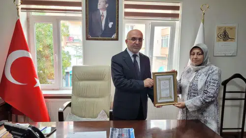 Afyonkarahisar’da örnek davranış: Emekli ikramiyesinin tamamını bağışladı