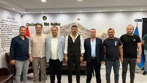 Artuk’tan Ülkü Ocakları’na ziyaret! Görüşmede gençlerin geleceği konuşuldu