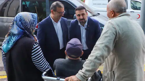Başkan Kavak’tan AFSÜ Hastanesi’nde sağlık çalışanları ve hastalara ziyaret