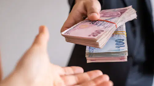 Faizlerde dengeler değişti! 3 yıl sonra bir ilk yaşanıyor: 7 bin TL daha geriledi