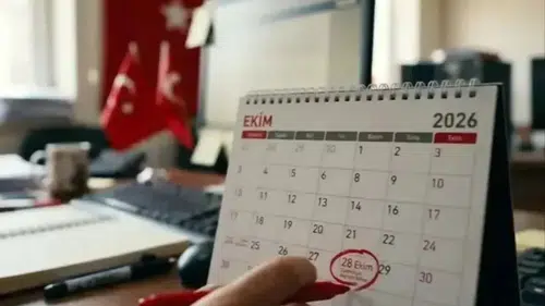 28 Ekim öğleden sonra resmi tatil mi?