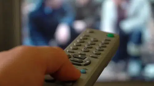 Bu akşam hangi diziler var? İşte 9 Ekim Cuma kanal kanal dizi ve yayın akışı listesi!