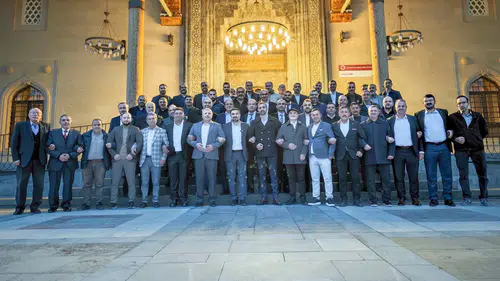 "Bismillah" diyerek yola çıktılar! AK Parti Afyonkarahisar yönetiminden ilk gün hamlesi!