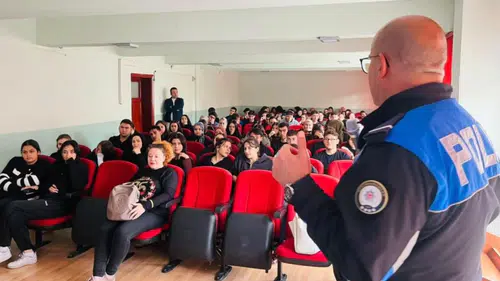 Afyon’da Lise Öğrencilerine Güvenli İnternet ve Trafik Eğitimi