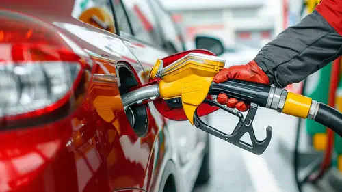 Benzine Zam Geldi mi? Motorine Zam Geldi mi? 27 Ekim 2026 Güncel Akaryakıt Fiyatları
