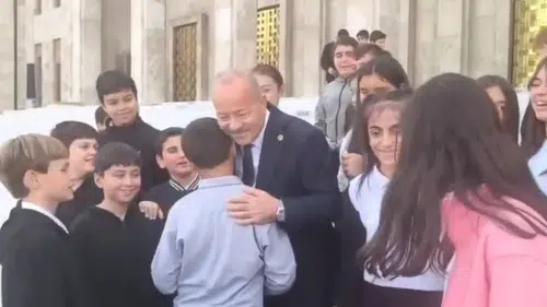 Milletvekili Taytak öğrencileri Meclis’te ağırladı