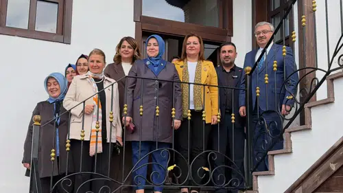 AK Parti Afyonkarahisar heyeti Gastronomi Konağı’nda Tuğba Işık Ercan’ı ağırladı