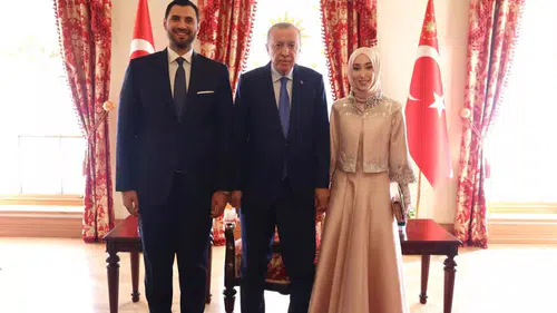 Rümeysa Kadak Kimdir, Kiminle Nişanlandı? Orhan Murat Kumaş Kimdir?