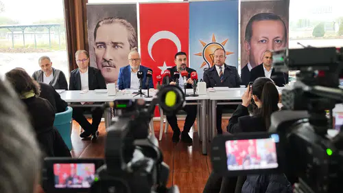 AK Parti Afyon İl Başkanı Özgür Kavak’tan bomba açıklamalar! "Derdimiz koltuk değil, hizmettir!"