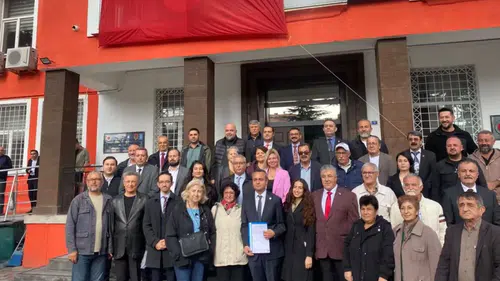 YENİ Parti Afyonkarahisar’da yeni dönem: Faruk Duha Erhan mazbatasını aldı