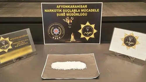 Afyon’da uyuşturucu operasyonu: 3 şüpheli tutuklandı