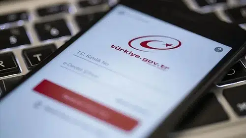 Duyan e-Devlet'e koşuyor: Binlerce kişinin beklediği süreç başladı