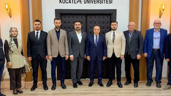 AK Parti Afyonkarahisar heyetinden AKÜ Rektörü Karakaş’a ziyaret