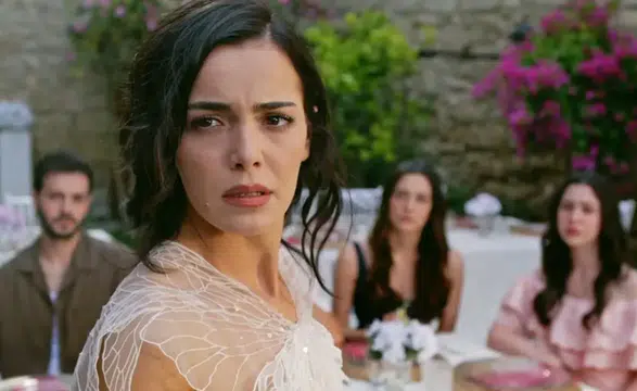 Mercan Köşk'te Aras, Esved'i fena bozguna uğrattı