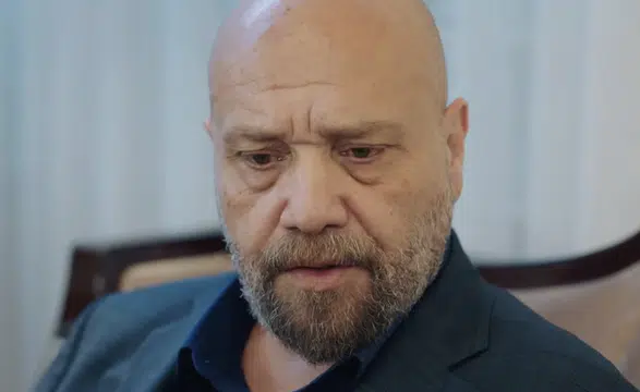 Kızılcık Şerbeti’nde yer yerinden oynadı! Ünal Holding iflas etti