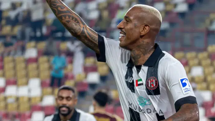 Fenerbahçe’den ayrılan Talisca Al Jazira’da perdeyi açtı! İlk golünü attı