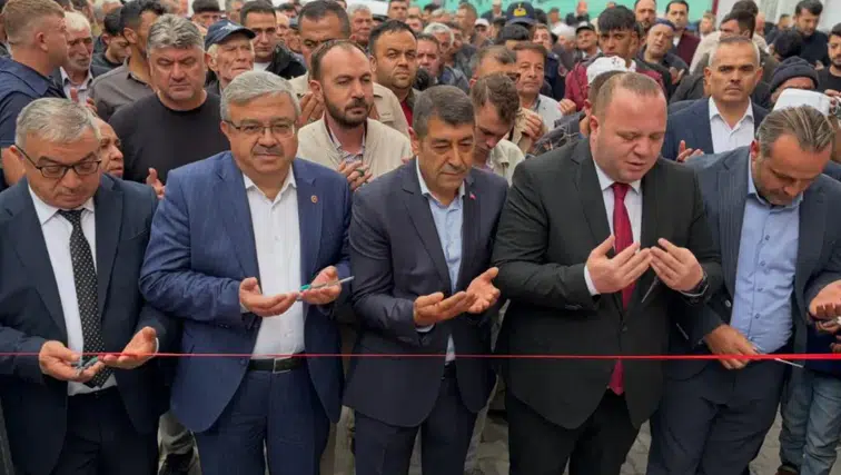 Başören Camii ibadete açıldı: Milletvekili Yurdunuseven vatandaşlarla birlikte açılışa katıldı