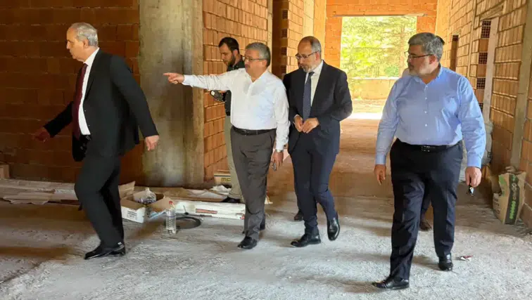 Erkmen’in yeni sağlık merkezinde çalışmalar hızlandı: Kaba inşaat tamamlandı