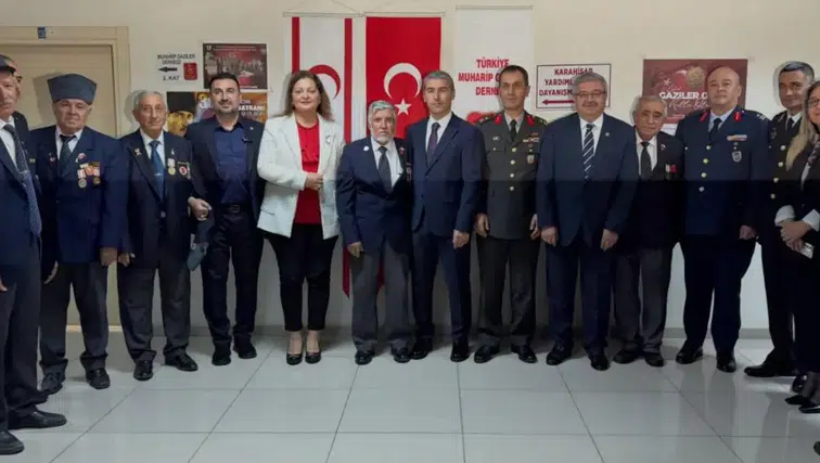 Afyonkarahisar’da Gaziler Günü’nde protokolden anlamlı buluşma