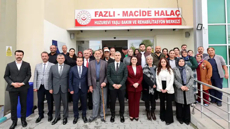 Vali Aktaş, Dünya Yaşlılar Günü’nde Emirdağ’daki Huzurevi Sakinleriyle Buluştu