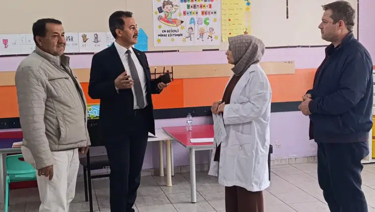 Müdür Keleş'ten okul ziyareti: Bolvadin’de eğitim projeleri ve kalite çalışmaları masaya yatırıldı