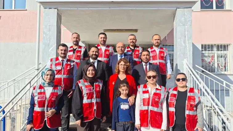 MHP Afyonkarahisar’dan örnek proje: Cumhuriyet’in 103. yılına özel 1103 kitaplık kütüphane
