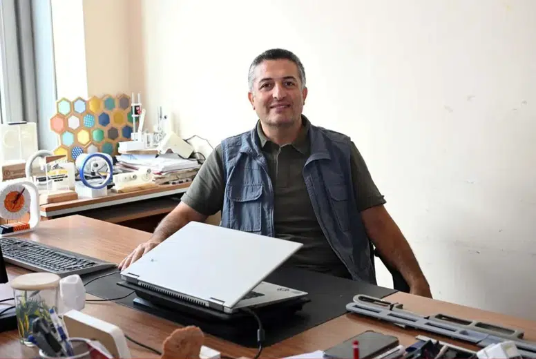 AKÜ’de dikkat çeken buluş: Yeni nesil vidalı dübel tescillendi