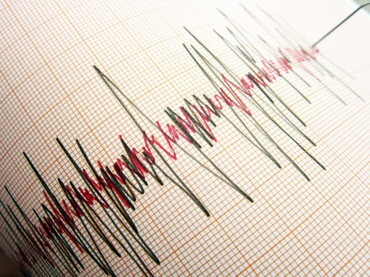 Adana’da 4,8 büyüklüğünde deprem! Sarsıntı çevre illerde de hissedildi 2