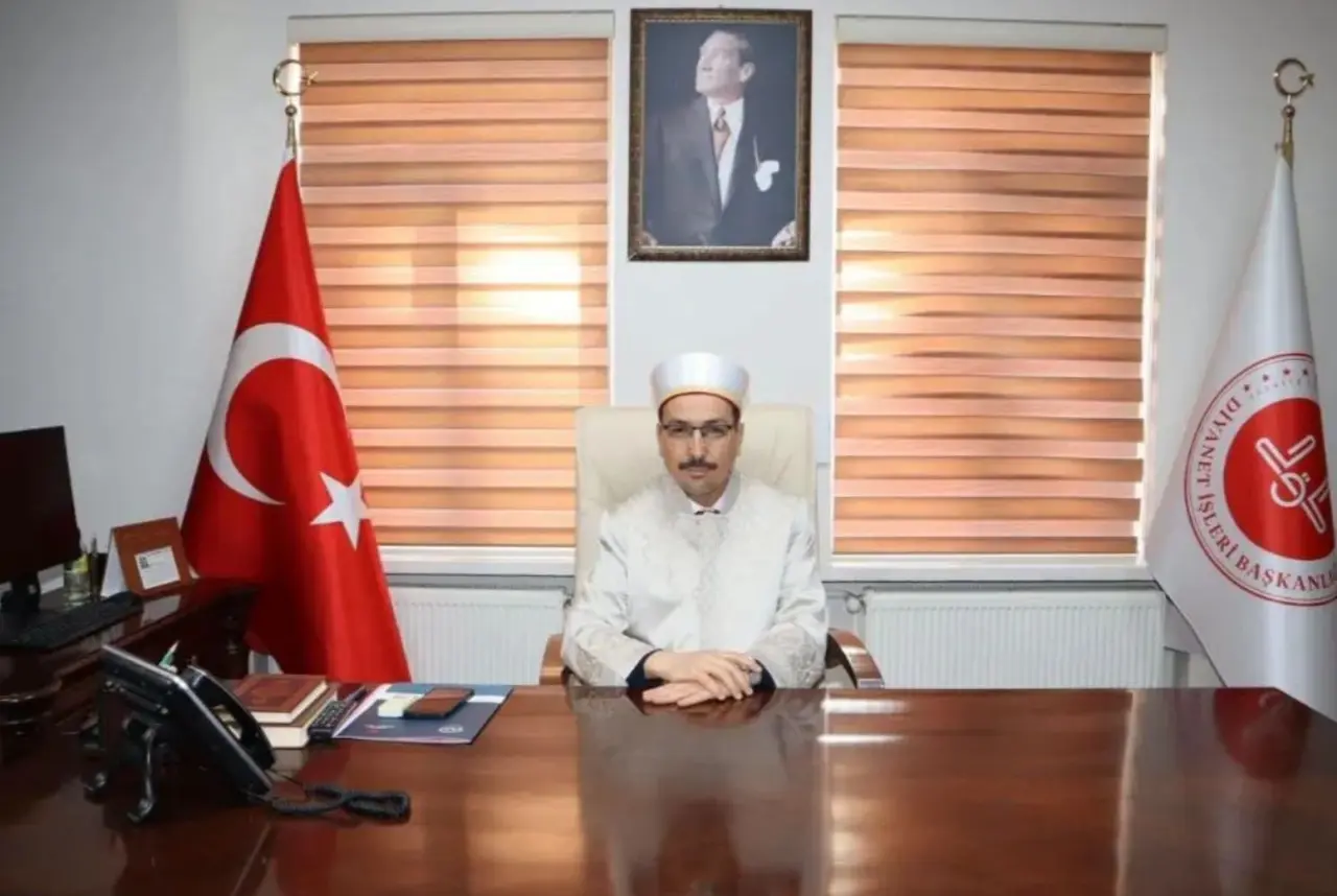 Afyonkarahisar’ın yeni müftüsü Ali Hayri Çelik göreve başladı 5