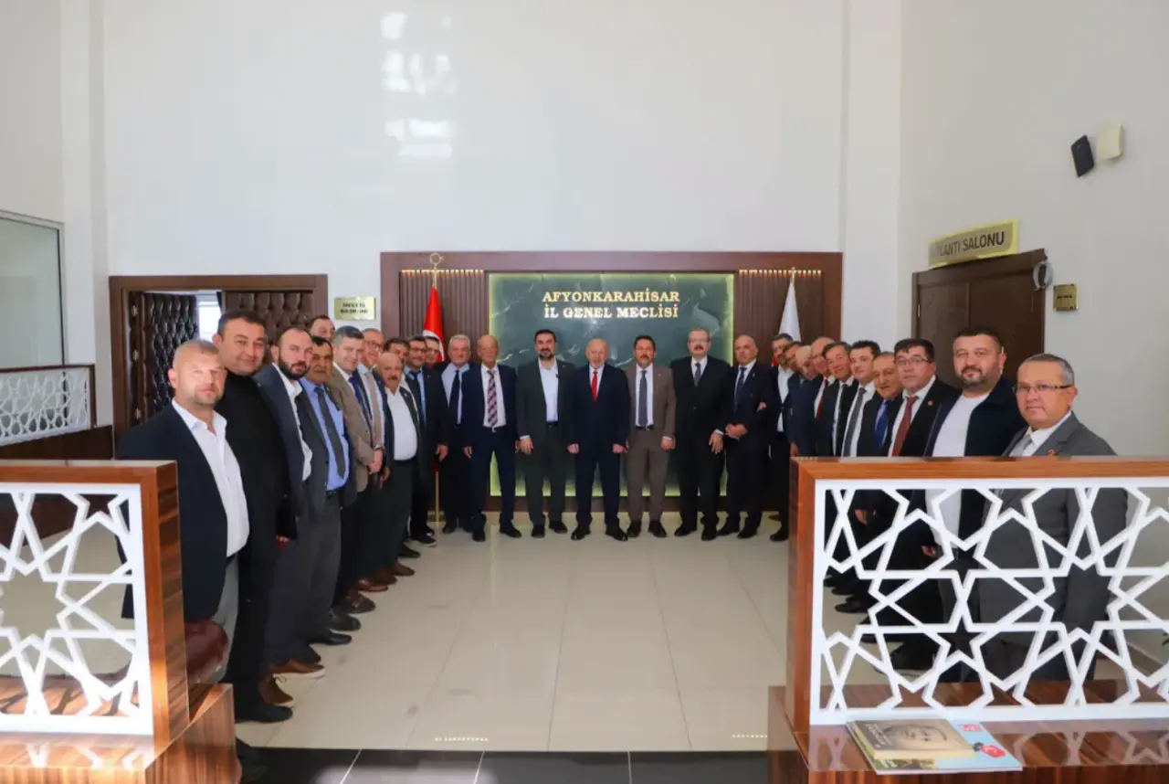 AK Parti Afyonkarahisar’da İGM toplantısı: İlçe, belde ve köylerin talepleri görüşüldü 4