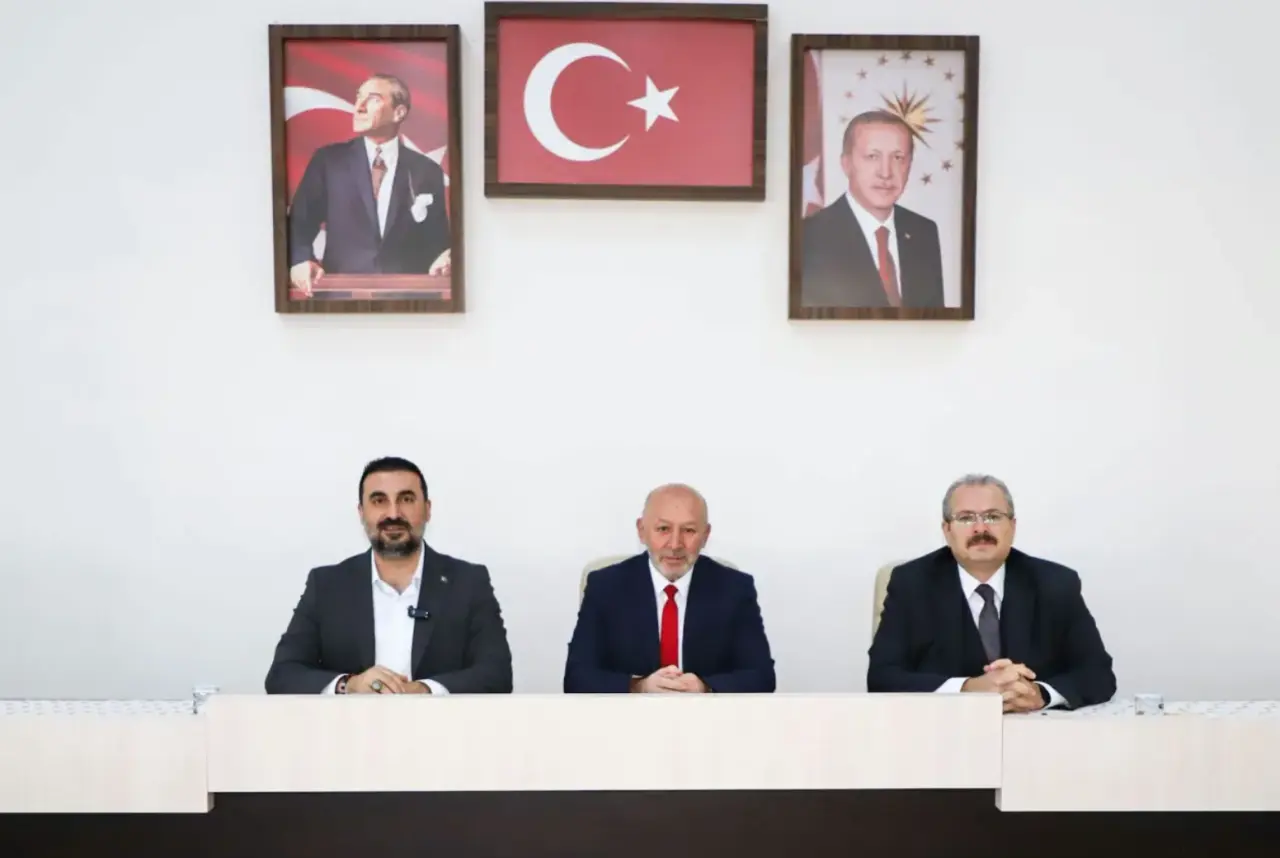 AK Parti Afyonkarahisar’da İGM toplantısı: İlçe, belde ve köylerin talepleri görüşüldü 1