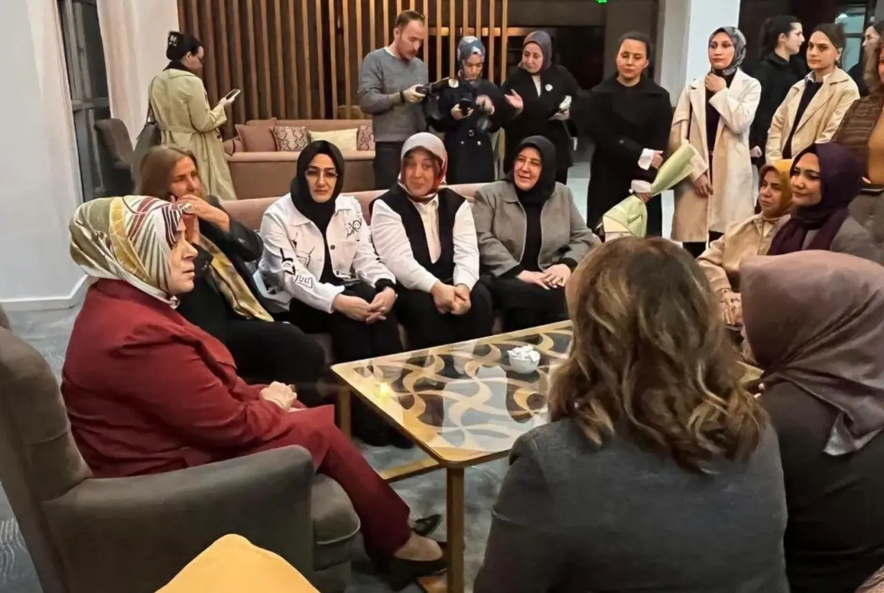 AK Parti Kadın Kolları Genel Başkanı Tuğba Işık Ercan Afyon’da 1