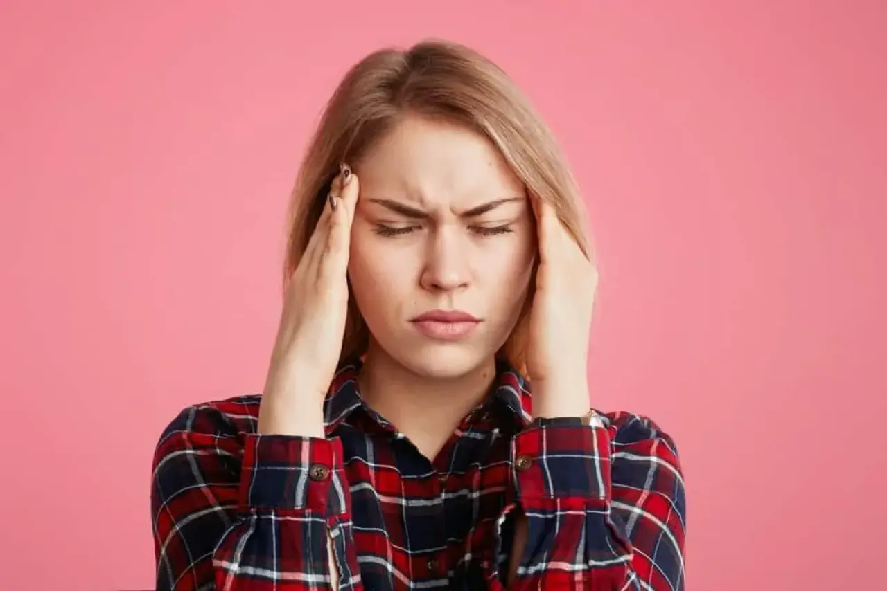 Baş ağrısı nasıl geçer? Baş ağrısına ne iyi gelir? İşte evde uygulanabilecek yöntemler 4
