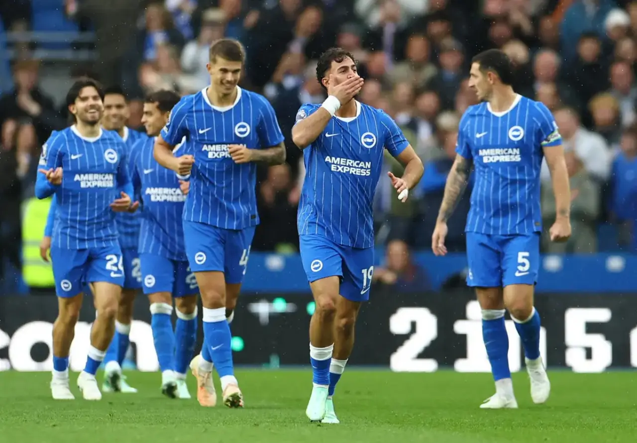 Beşiktaş'ın Rakibi Crystal Palace'a Brighton Şoku! 10 Dakikada 3 Gol Yediler 3
