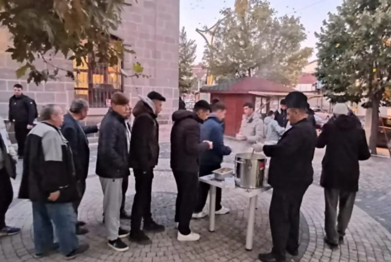 Bolvadinli gençler sabah namazında buluştu 3