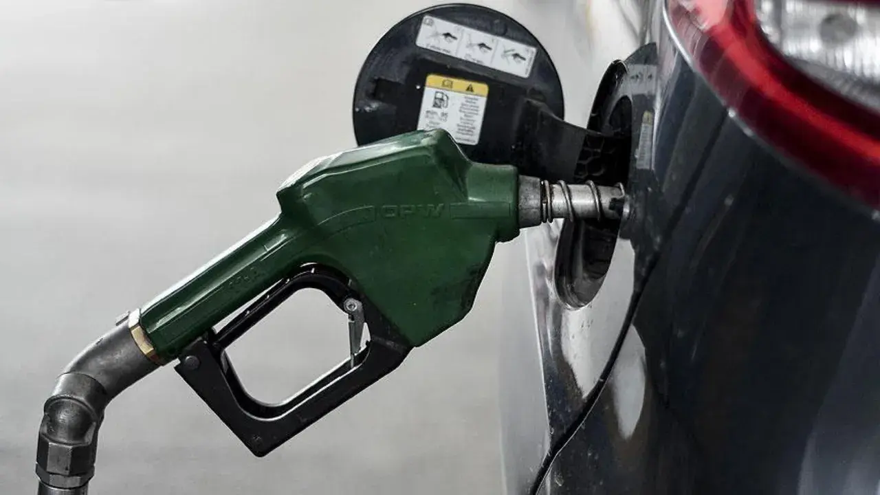 Brent petrol fiyatları uçtu! Akaryakıta yeni zam dalgası 2