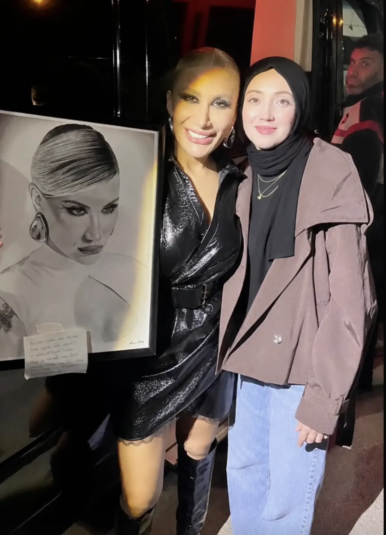 İrem Derici Afyonlu ressamın bu jestine bayıldı! 3