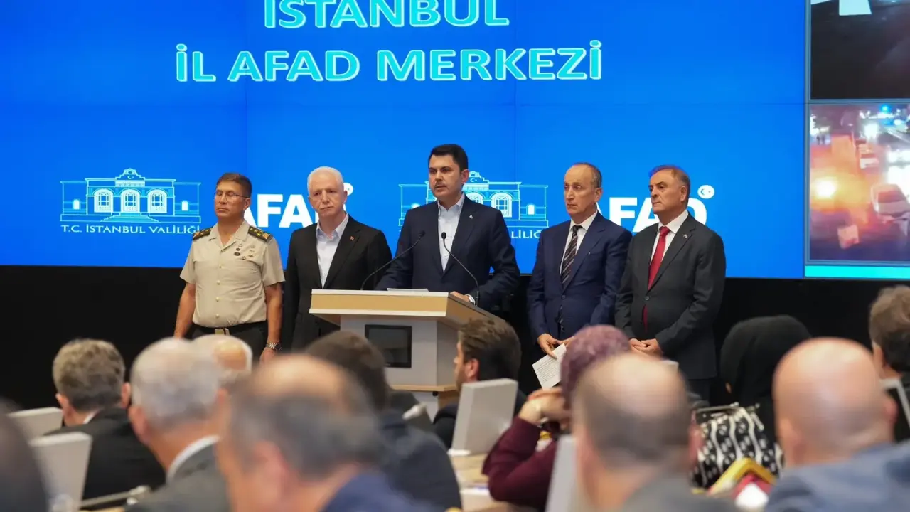 İstanbul’da Hangi Güzergahlar Trafiğe Kapatıldı? Bakan Kurum Açıkladı 1