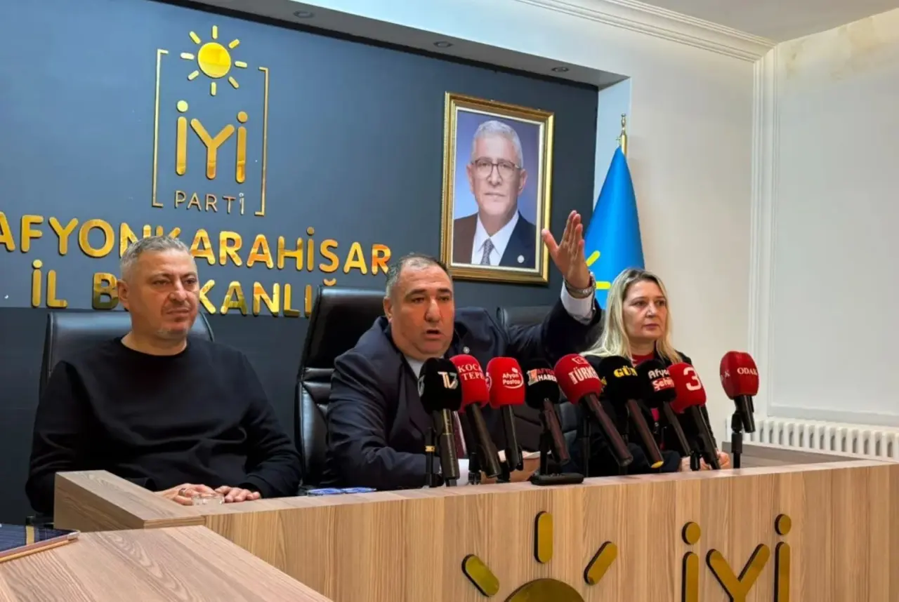 Mısırlıoğlu’ndan Afyon gündemini hareketlendiren sorular: "Kızılay fabrikası kapanacak mı, hızlı tren ne zaman gelecek?" 7